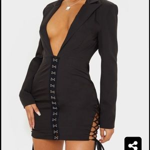 Black Hook and Lace up Long sleeve blazer dress